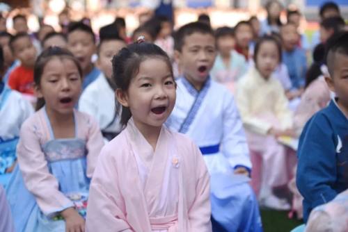 航天二中旁边的小学,雁塔航天210小学