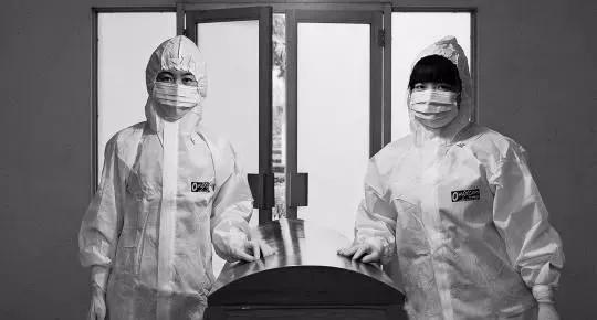 中国入殓师：被问工作就说是民政部门，摸着尸体像冰啤，化妆时逝者眼睛突然睁开