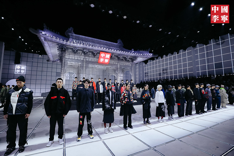 李宁肖战同款上衣,中国李宁巴黎时装周肖战同款