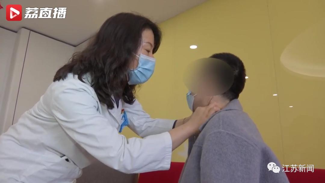 头皮上的黑痣要不要紧,头皮好多小色素痣怎么办