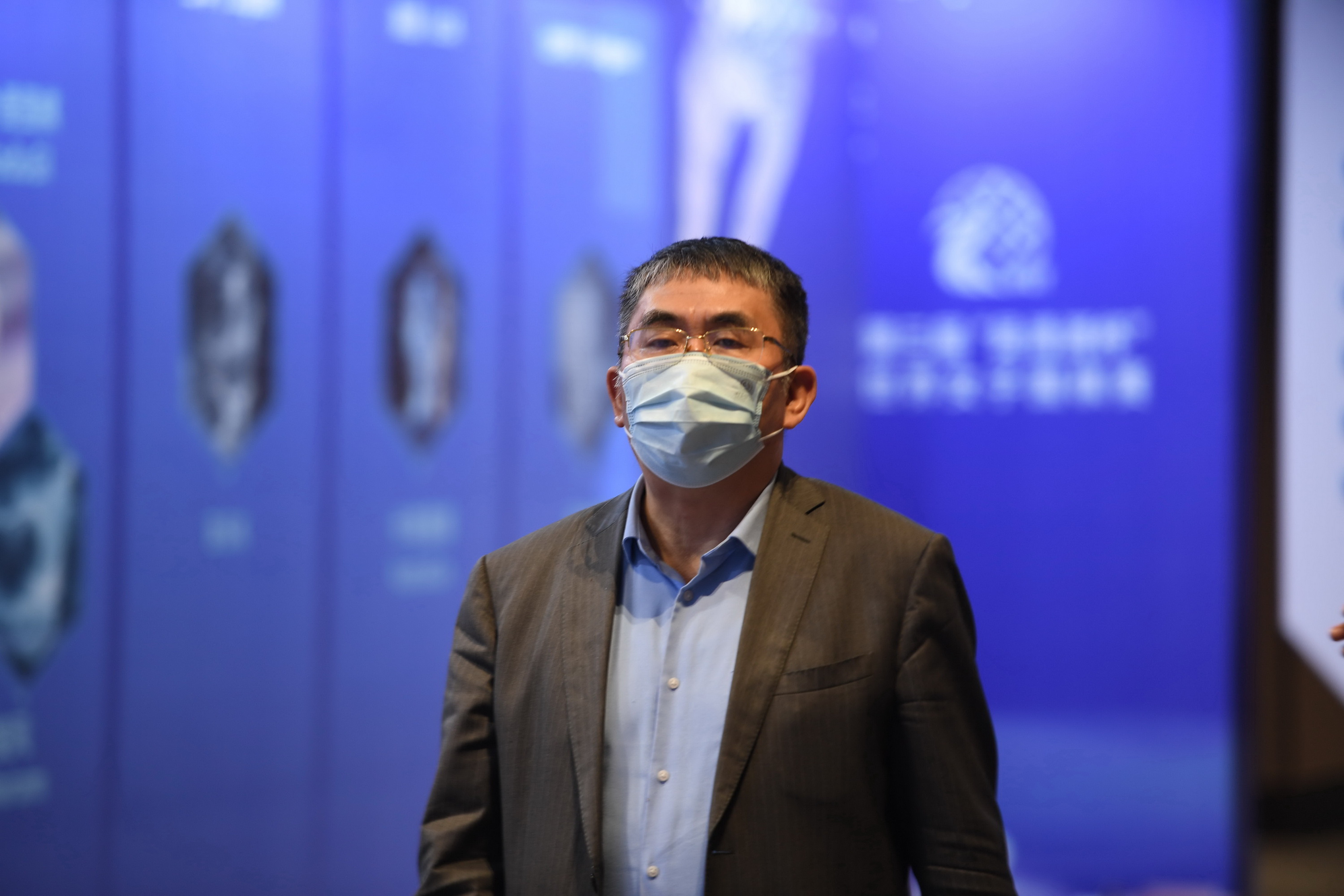 追光围棋,追光跺脚运镜