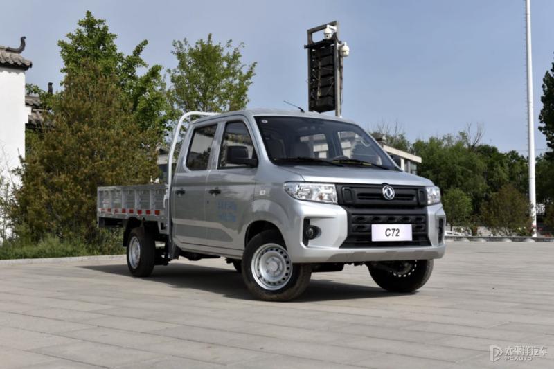东风小康C71/C72微卡到店功能配置多方位升级