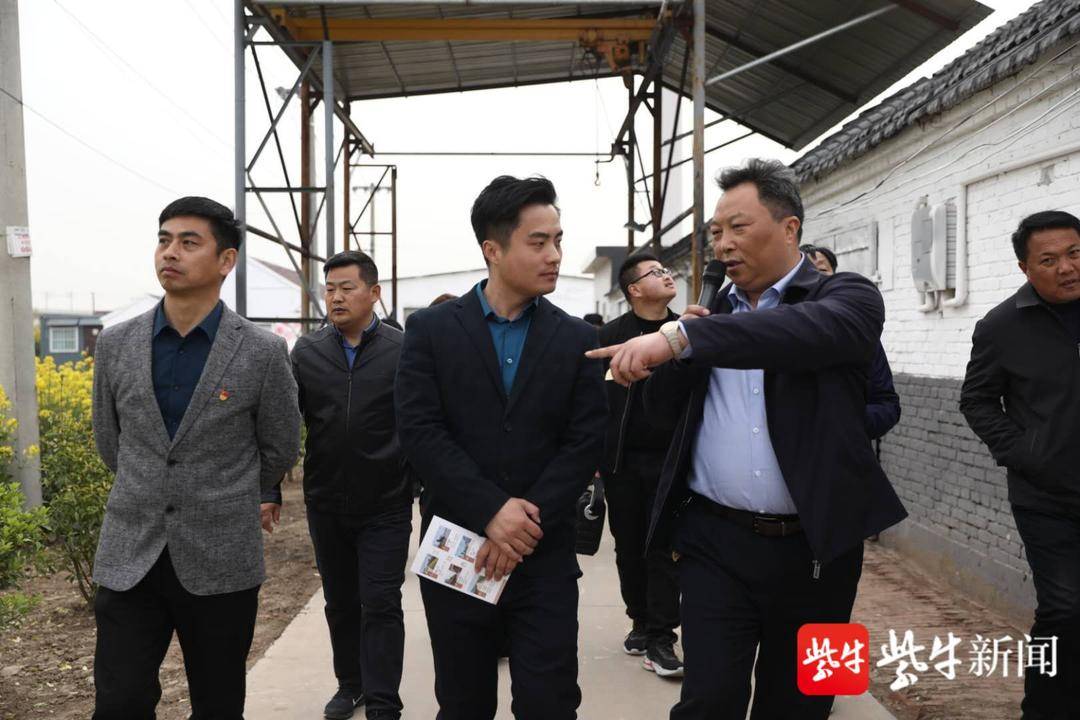 党支部强村富民领头雁,他带领村民家门口创业致富