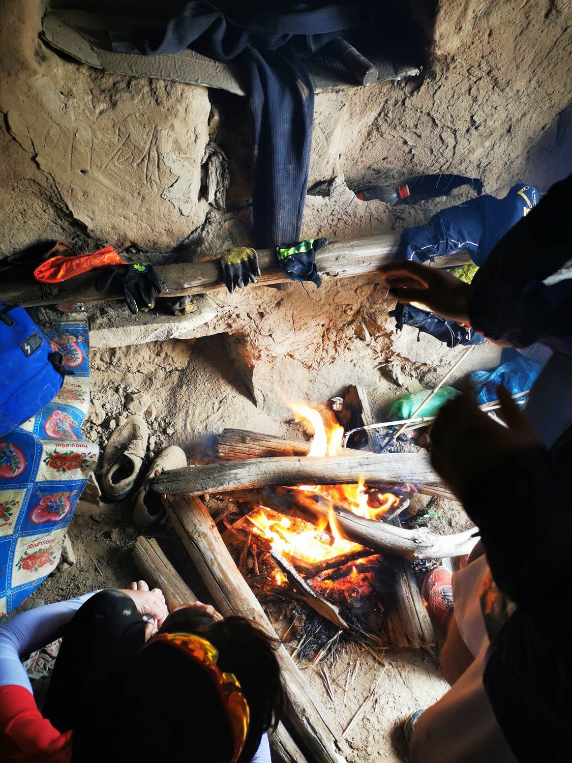 甘肃马拉松事故牧羊人勇敢救人,甘肃马拉松救人的牧羊人