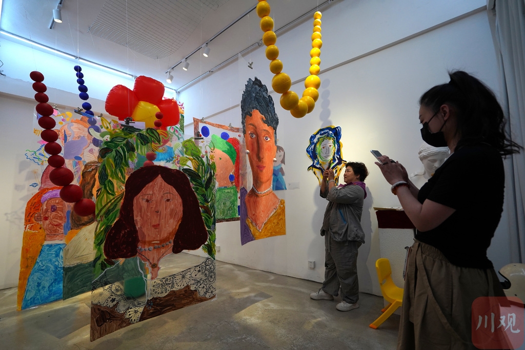 万象更新大学路,万象更新