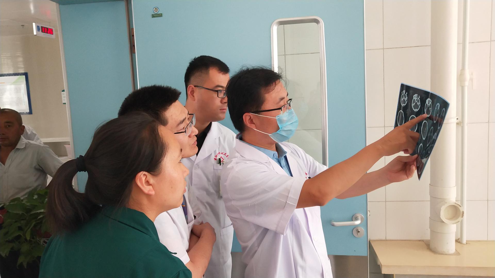 首批业务院长2年任期届满，通过108名骨干“补气养血”让乡镇卫生院强起来