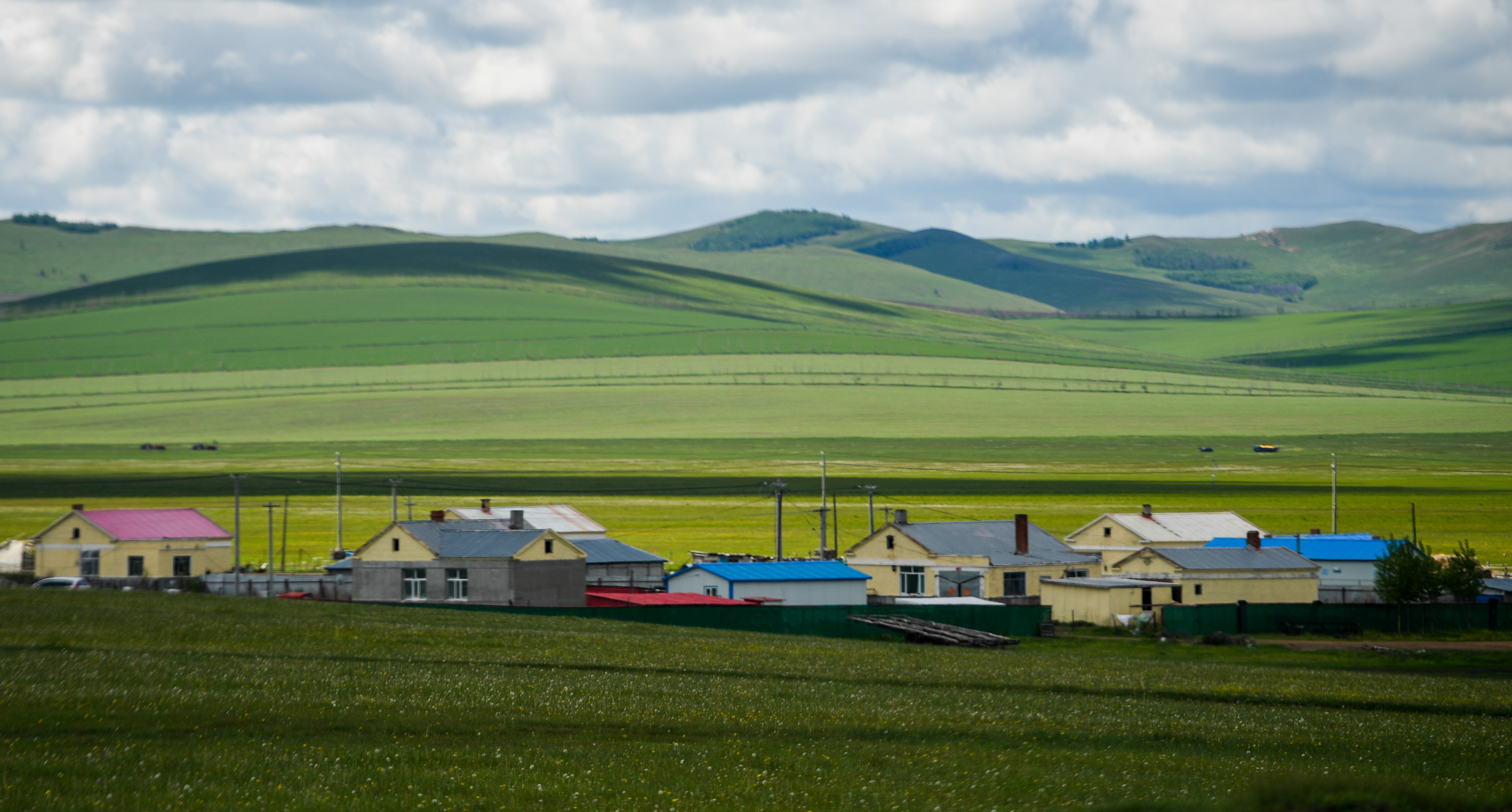草原天路10月风景,草原天路美景视频大全