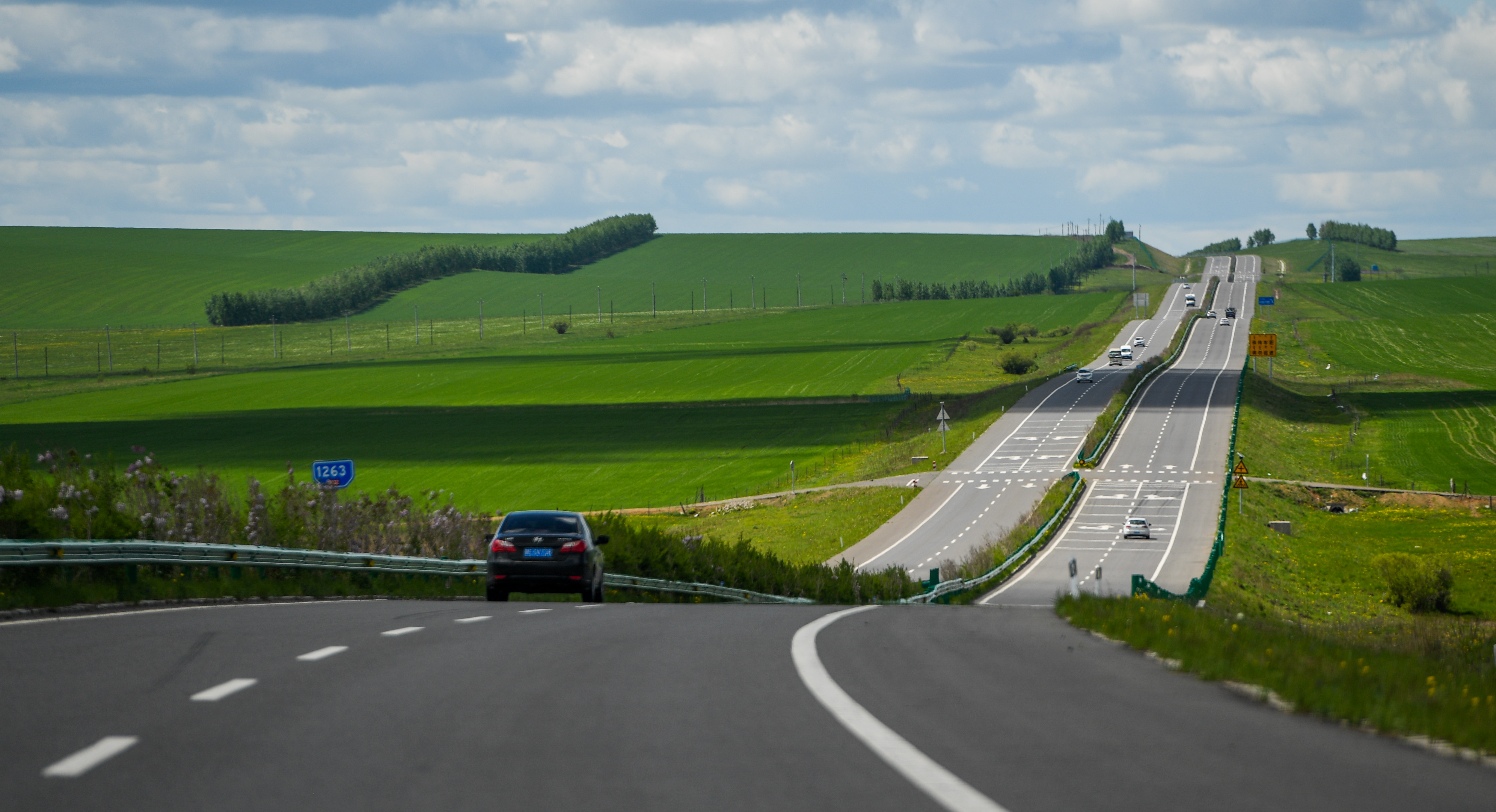 草原天路10月风景,草原天路美景视频大全