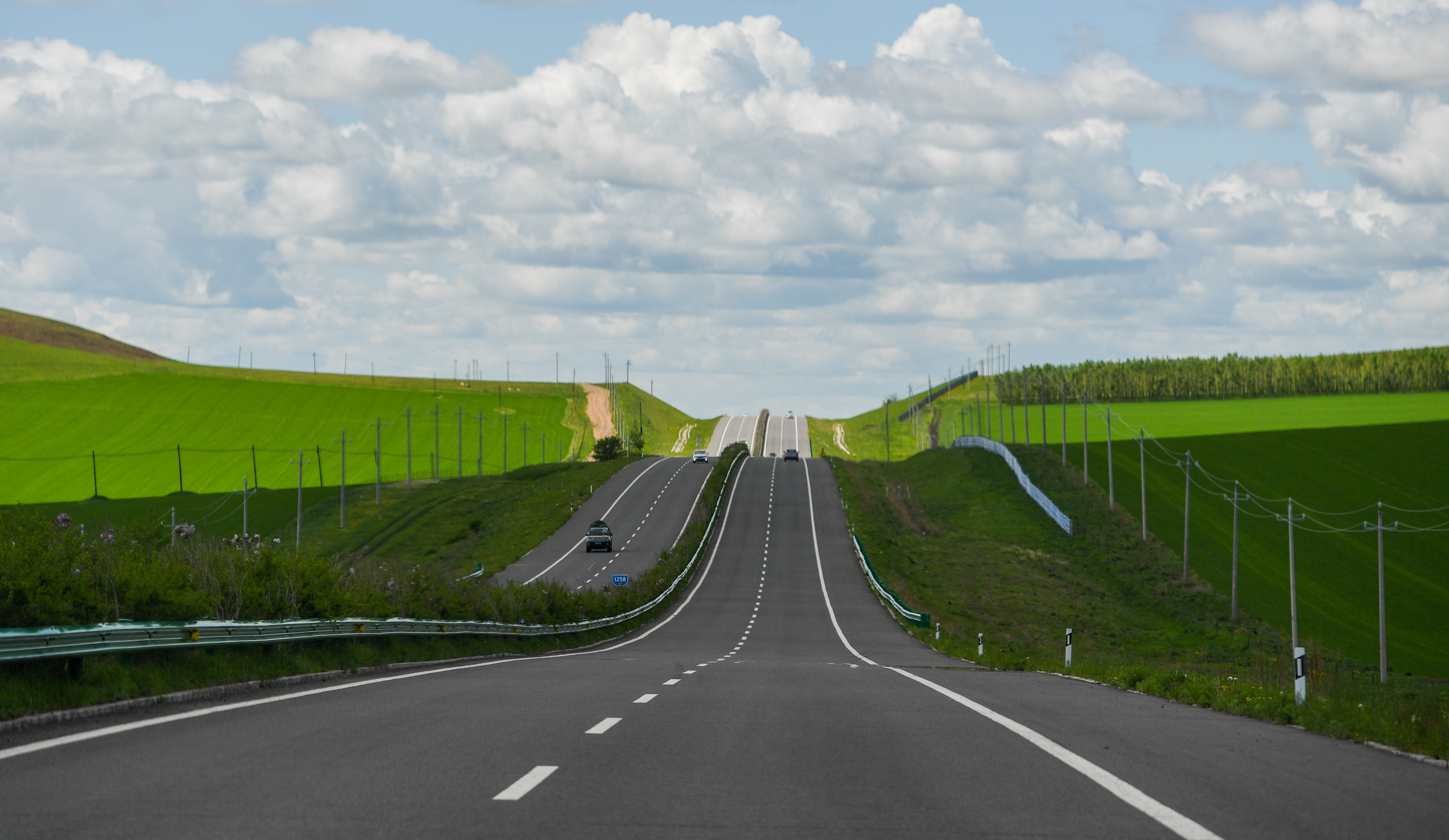 草原天路10月风景,草原天路美景视频大全