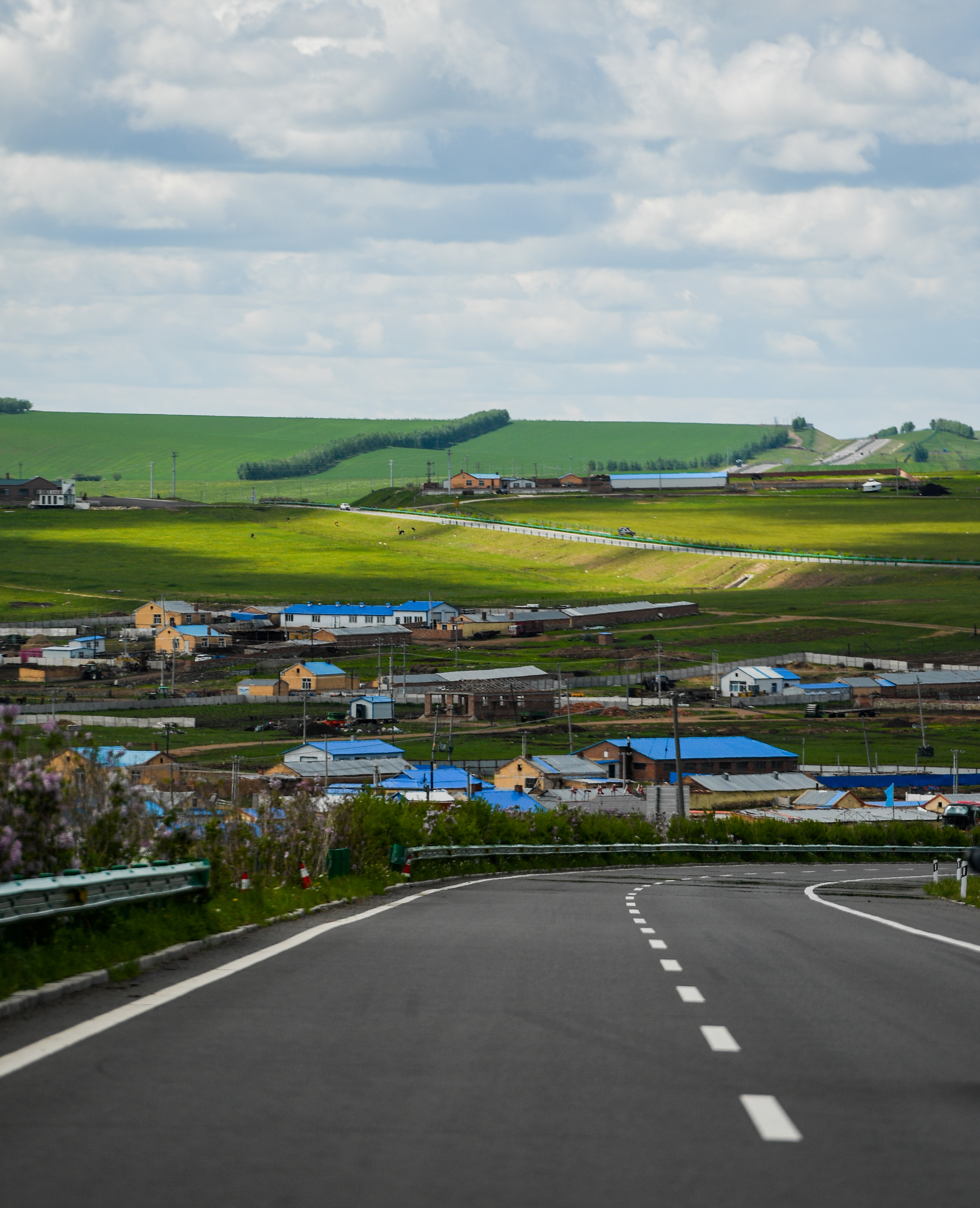 草原天路10月风景,草原天路美景视频大全