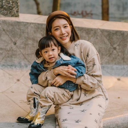 宋米秦童装副业「1个月只卖3件」！曝每天事迹挂蛋：损失300万