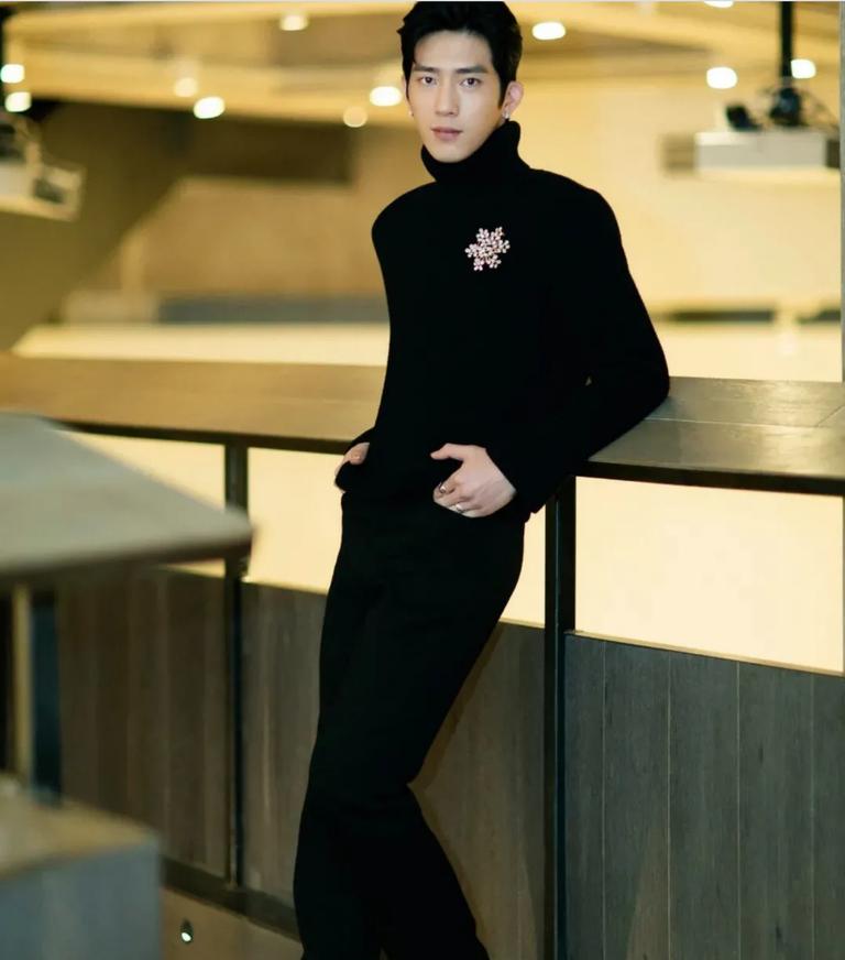 娱乐圈女装大佬,娱乐圈的女大佬