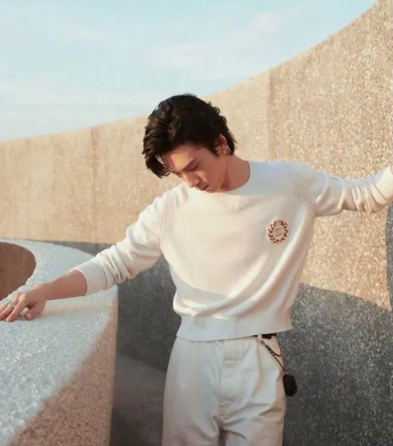 娱乐圈女装大佬,娱乐圈的女大佬