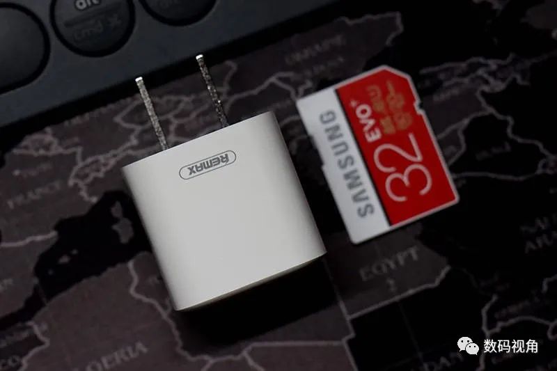 氮化镓快充头多口165w,体积小氮化镓充电头