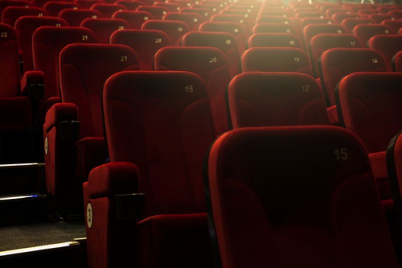 文投控股今日股价,文投控股上涨10.04%