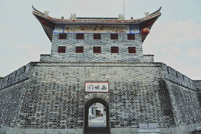 路过人间无非一瞬间歌曲,路过人间无非一瞬间舞蹈