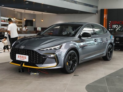 10万块钱有尾翼新车,10万左右有尾翼的车