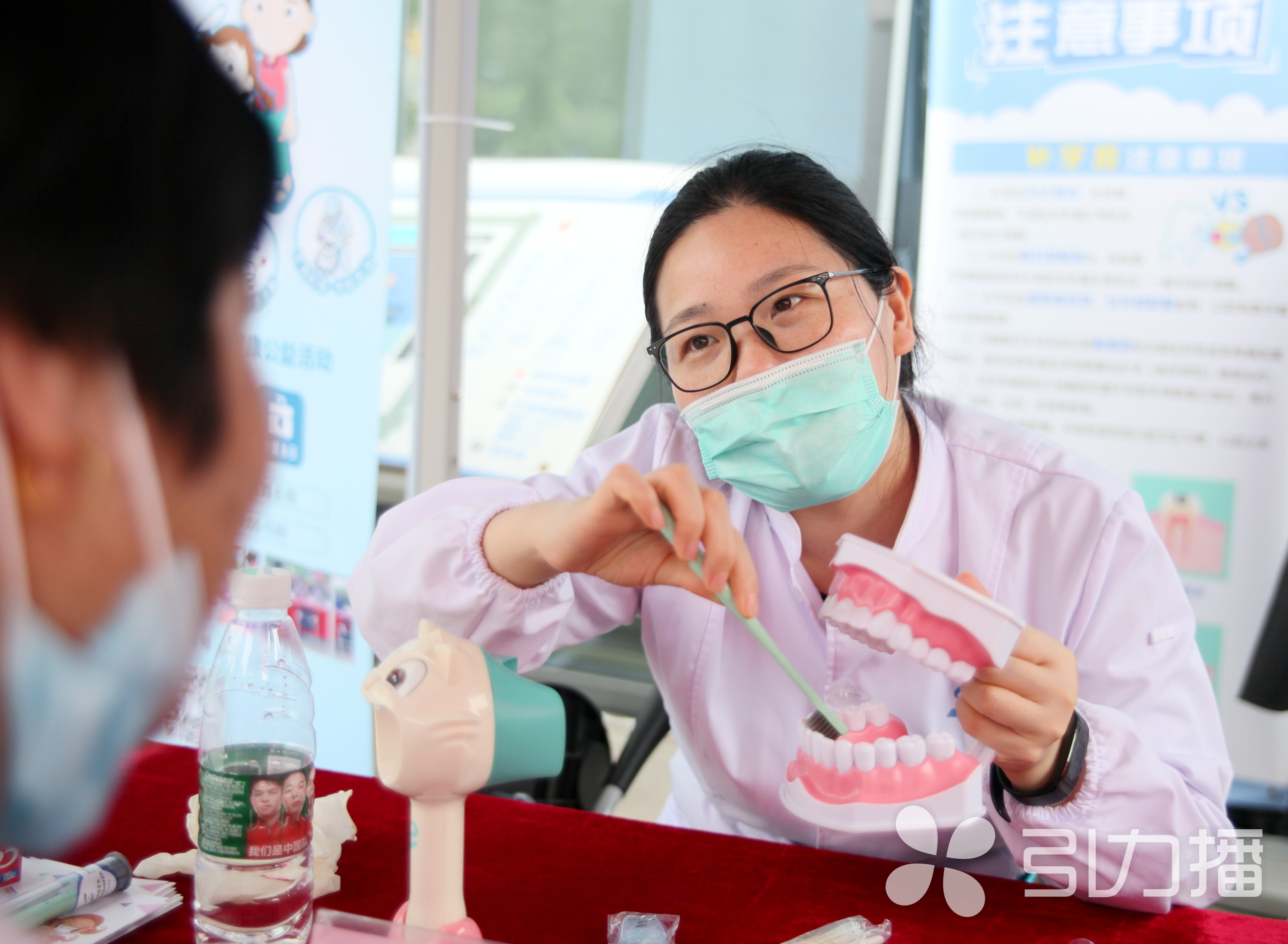 龋齿拖两三天没问题吧,儿童龋齿引起牙髓炎的表现