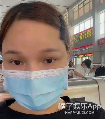 网恋奔现意外赚钱,一个月涨粉过万的短视频