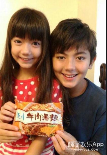 爱上查美乐韩以烈现状,爱上查美乐以烈美乐相差几岁