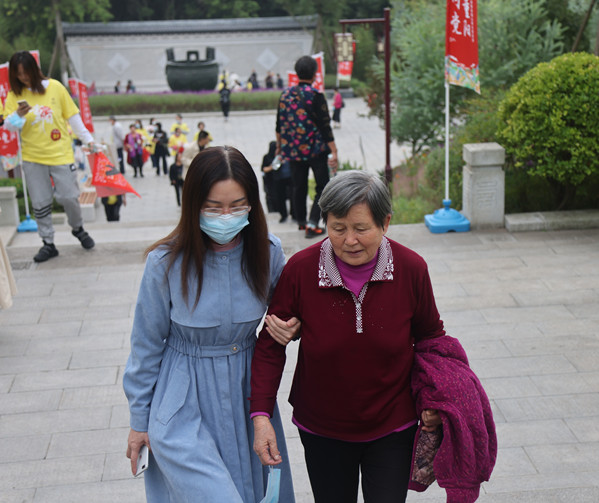 重阳爬山观景祈福,重阳节登山去哪玩好