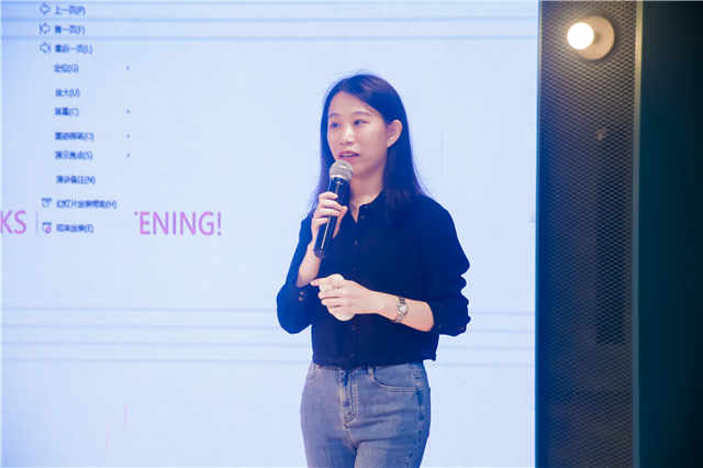 娓境闈掑勾鏉ユ咕鍖虹殑鎰熷彈,鍦ㄦ勃澶栧浗鍙嬩汉鎰熷彈涓婃捣鏂囧寲