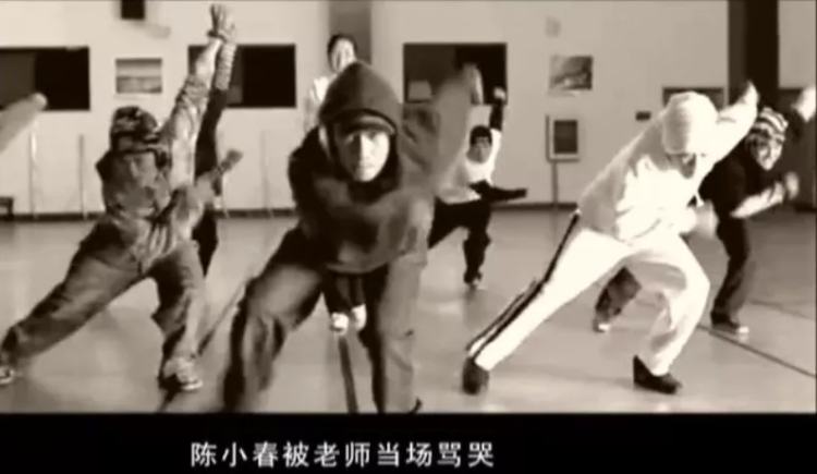 你要学刘邦屡败屡战还是学项羽,屡战屡败的陈小春是什么梗