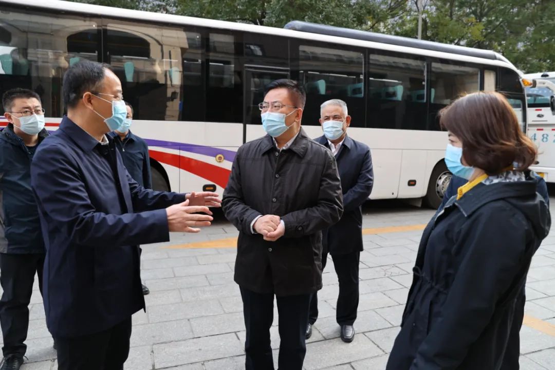 包钢在明查暗访我市疫情防控工作时强调强化责任担当杜绝麻痹思想科学精准防治齐心协力严防疫情扩散蔓延