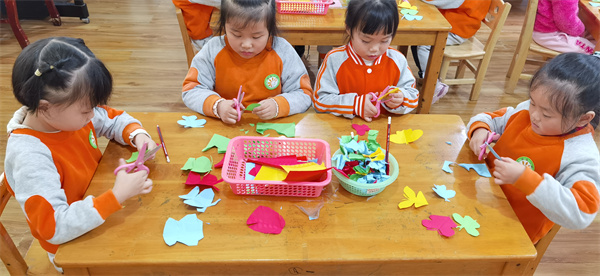 自主皆精彩，混出真乐趣——雨城一幼中大街园区混龄走班活动开始啦
