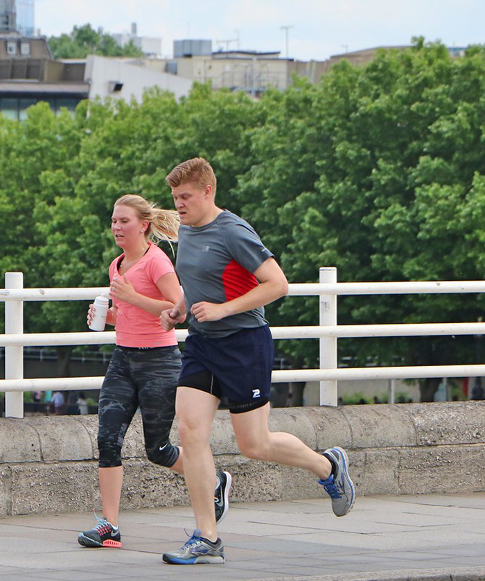 歪果网友分享自己暂时逃避现实的方法，压力大时可以试试了