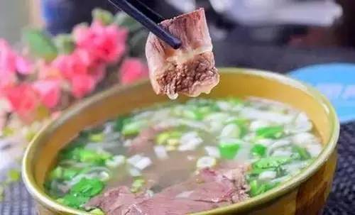女性气血运行不畅气血亏虚吃什么,女性气血不够的症状吃什么药