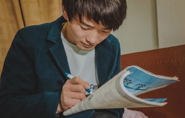 偷高考试卷可行吗？18年前真的有人做到了，可苦了那一年的考生