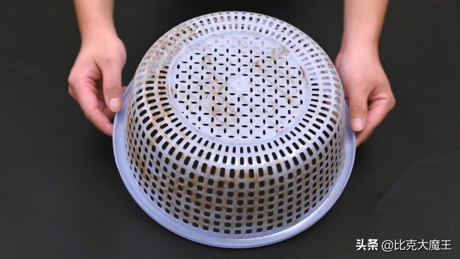 厨房小篮子怎么清洁,菜篮子脏了用啤酒能洗掉吗