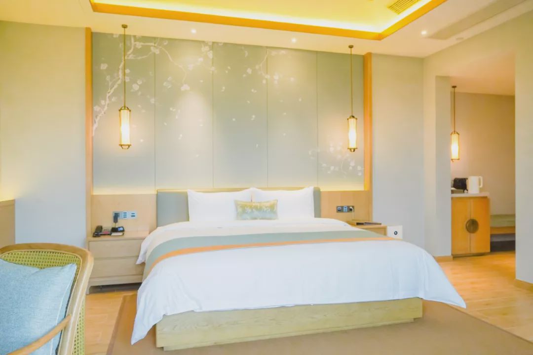 柳州周边迅速蹿红的江枫船屋别墅！天空之境简直美绝了