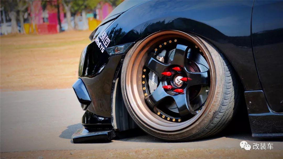 我不再是秒天秒地的10代思域，而是不务正业的手动玩家！