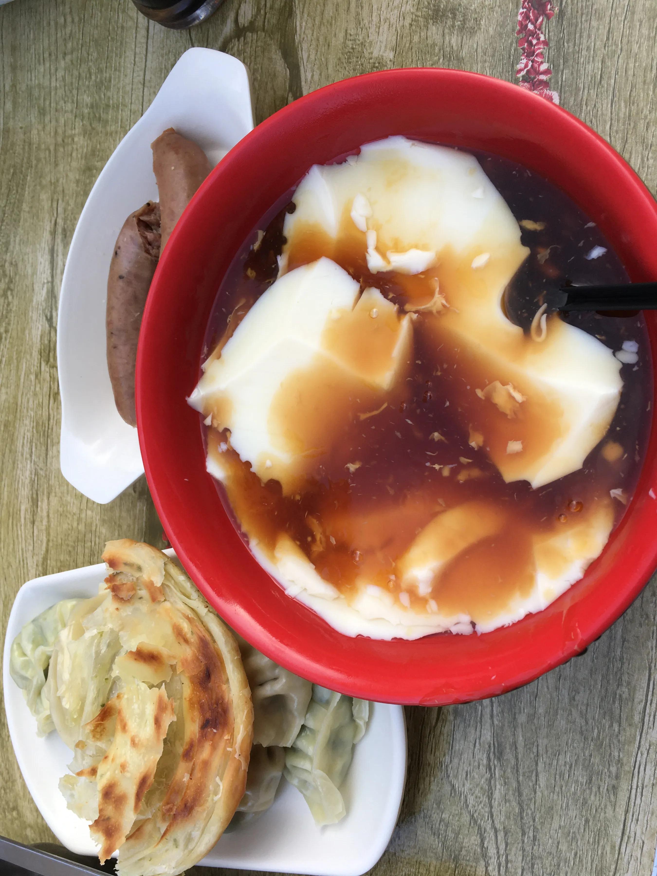 红瓦绿树碧海蓝天免费观看,青岛红瓦绿树碧海蓝天