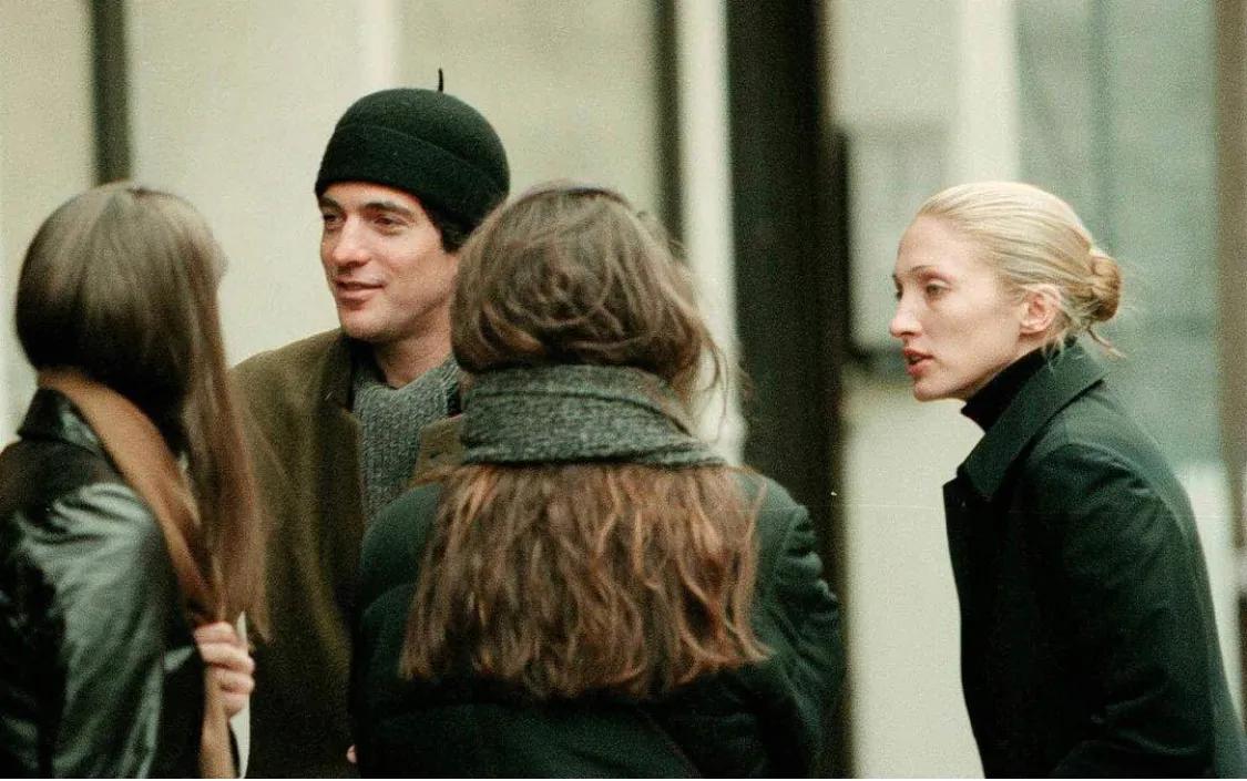 小肯尼迪老婆卡罗琳身高,小肯尼迪夫人卡罗琳穿搭