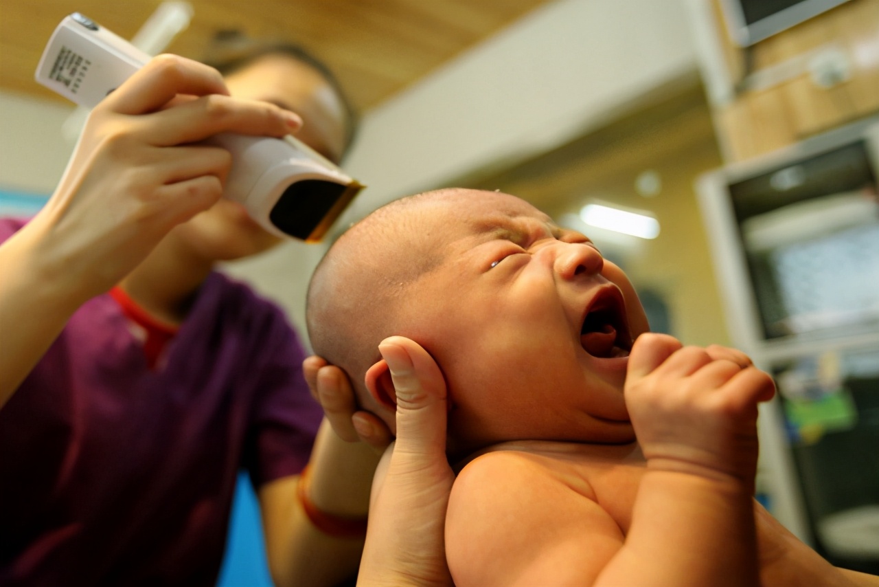 孩子非常抗拒理发怎么引导,怎么能让孩子不害怕理发