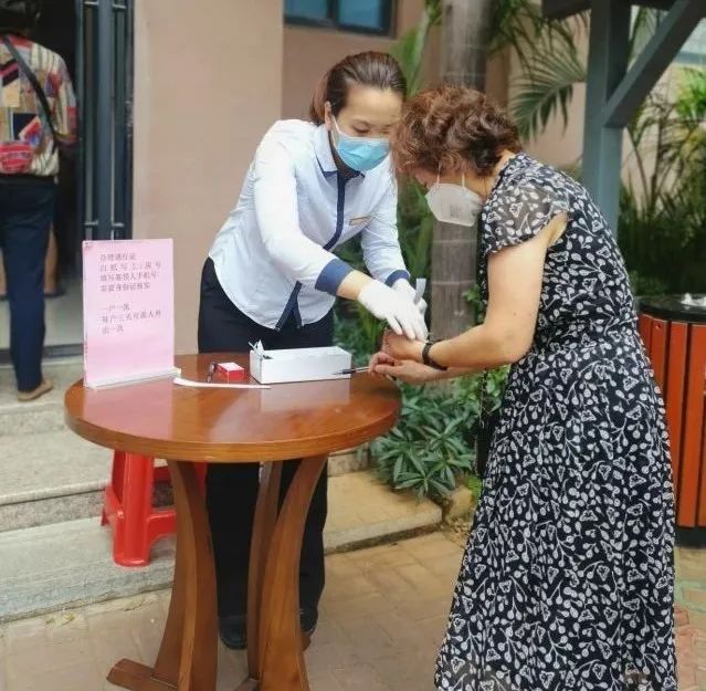 为以前的同事感到骄傲,感谢有你这样的同事