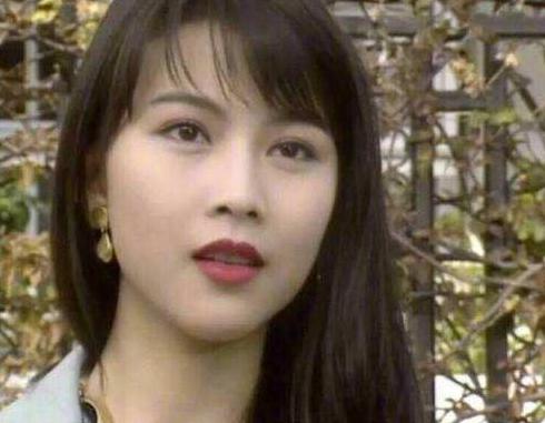 蔡少芬的艰辛往事,蔡少芬人生几经波折大起大落