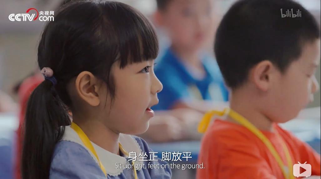 幼儿园老师怎么说孩子很棒,有人说幼儿园老师很轻松怎么回答