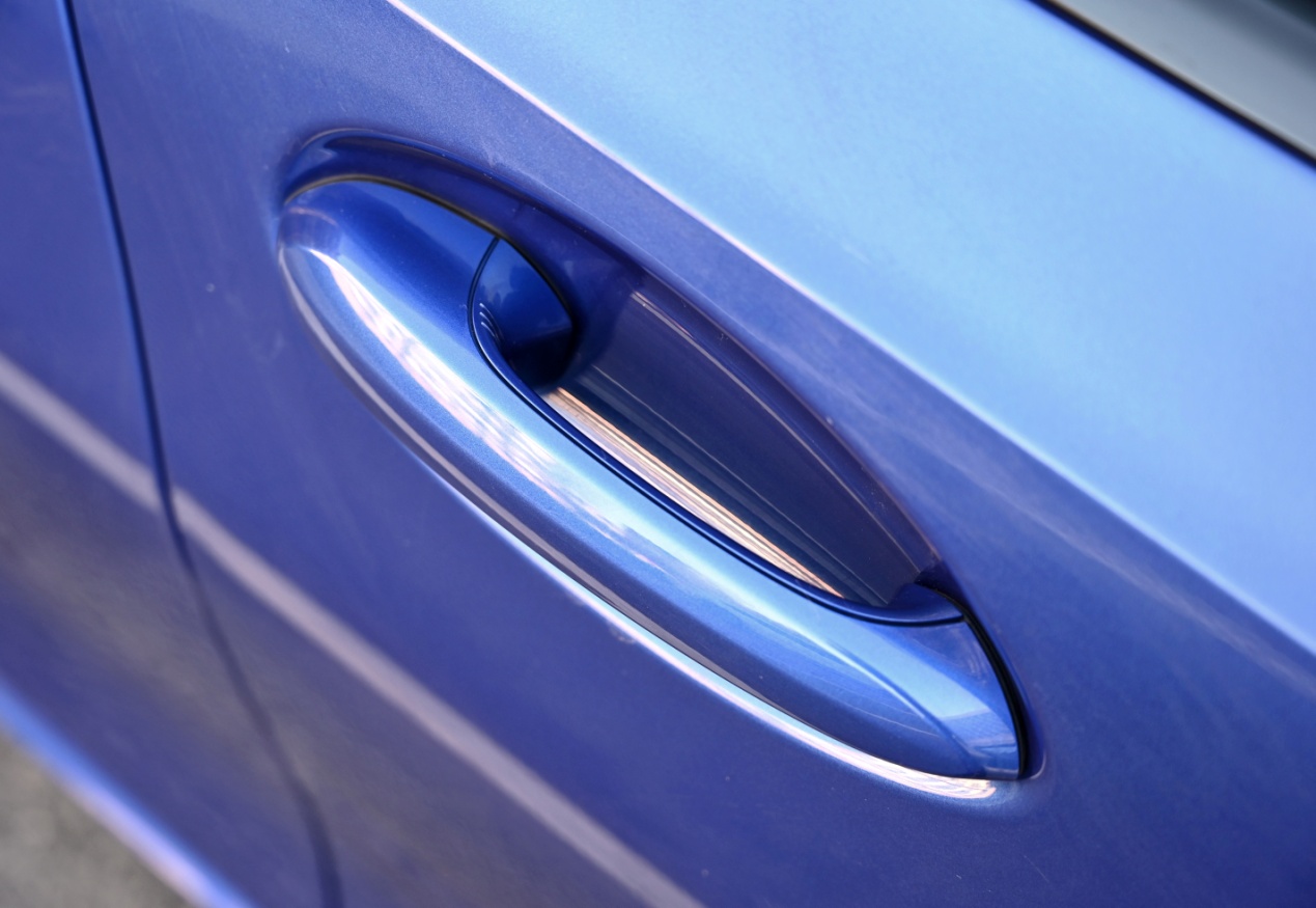 万变不离其宗试驾宝马330lixdrive,宝马330ixdrive曜夜m运动版试驾