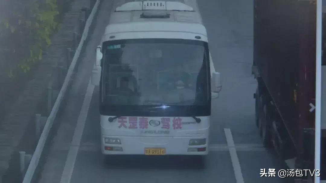 驾校用报废车接送学员,驾校用报废车给学员学车犯法吗