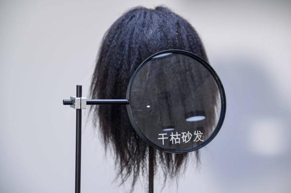 头发乱糟糟的怎么打理男,长头发乱糟糟的怎么打理