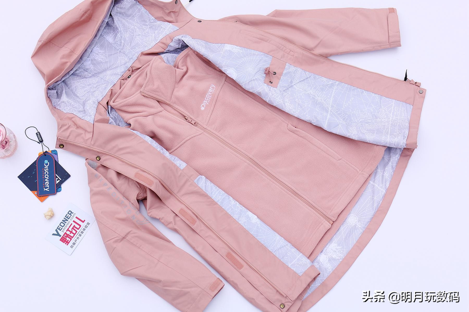 冲锋衣又酷又飒,你不知道的冲锋衣时髦风尚