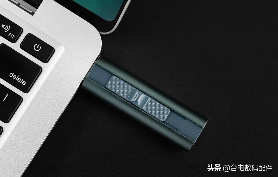 新品扎堆的存储数码界，为什么这款U盘能频频“出圈”？”