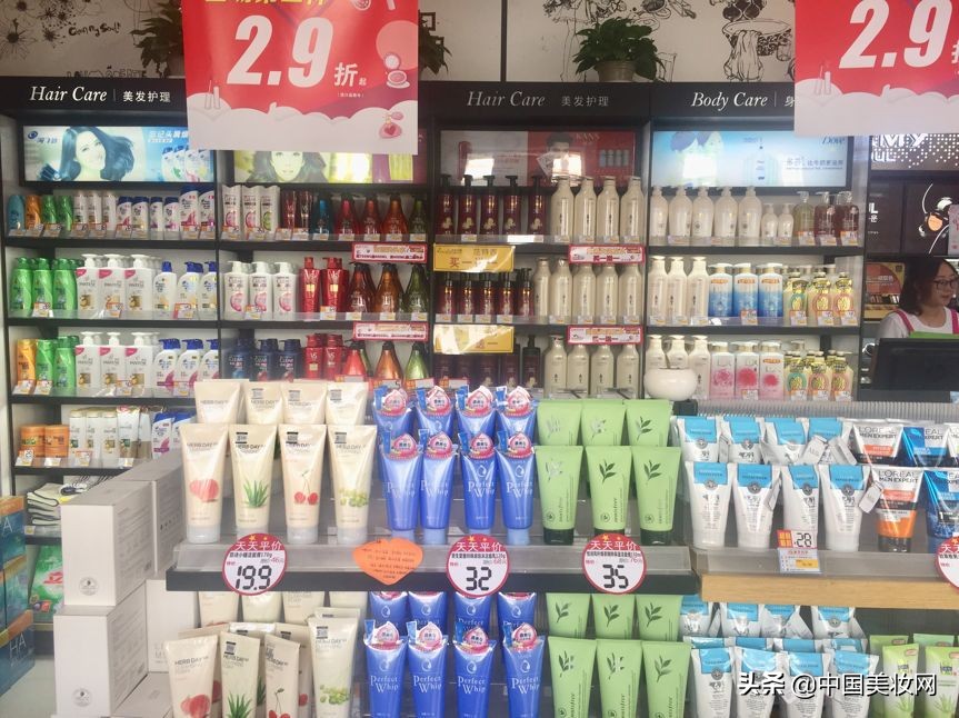 会卖贝德玛、美宝莲、DHC的门店，比不会卖的事迹好N倍？