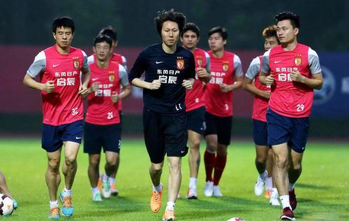 宋祖德在中国的地位高吗,宋祖德足球教练