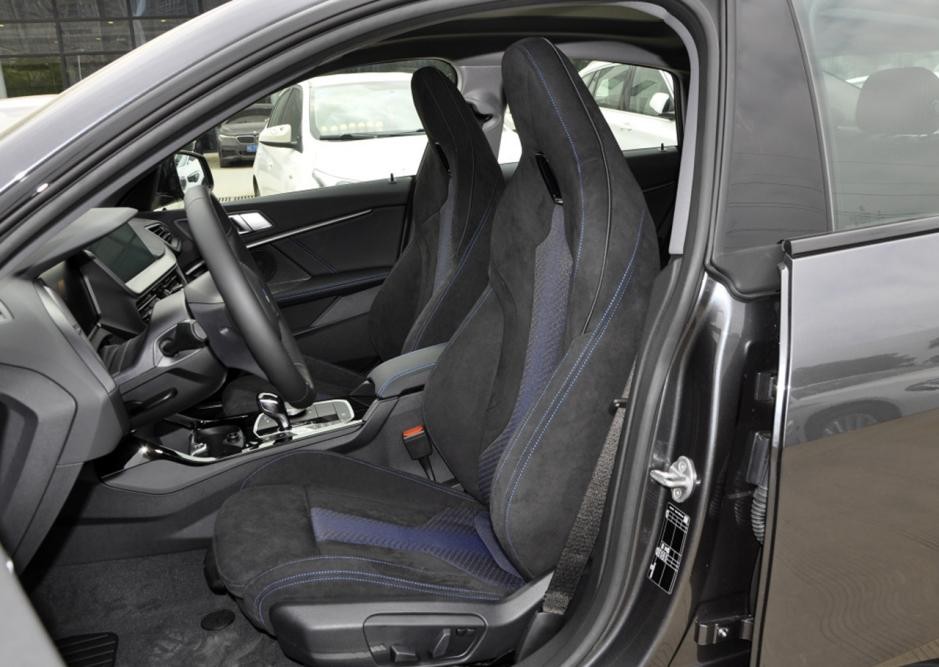 宝马全新4系四门轿跑怎么样,宝马四系轿跑二门版测评