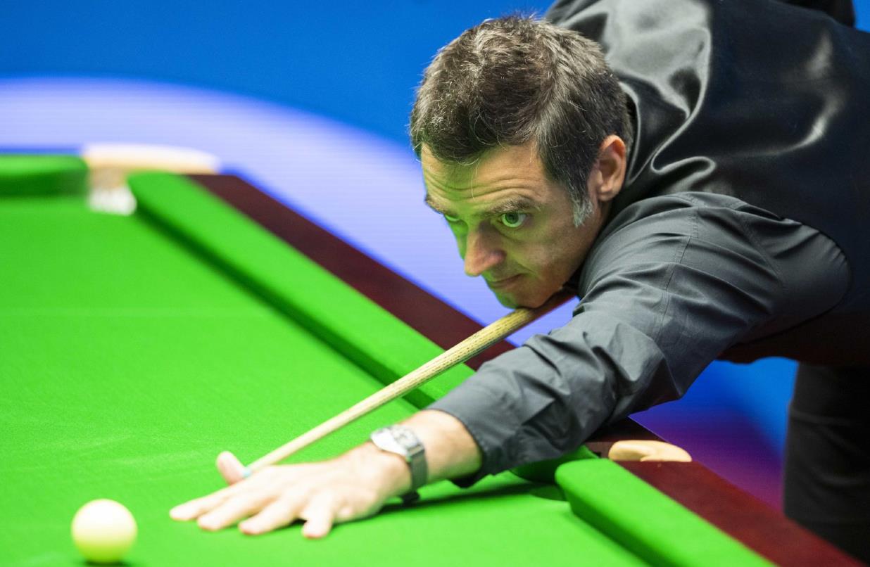 奥沙利文被宾汉姆超分翻盘,奥沙利文vs塞尔比怒砸球台